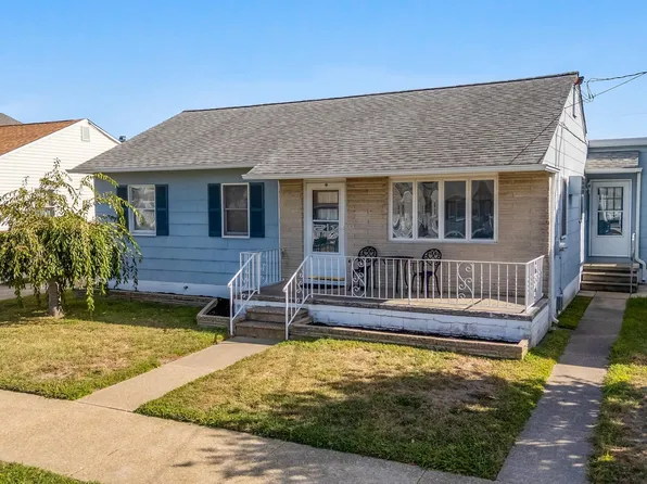 107 E Hollywood Ave, Wildwood Crest, NJ 08260