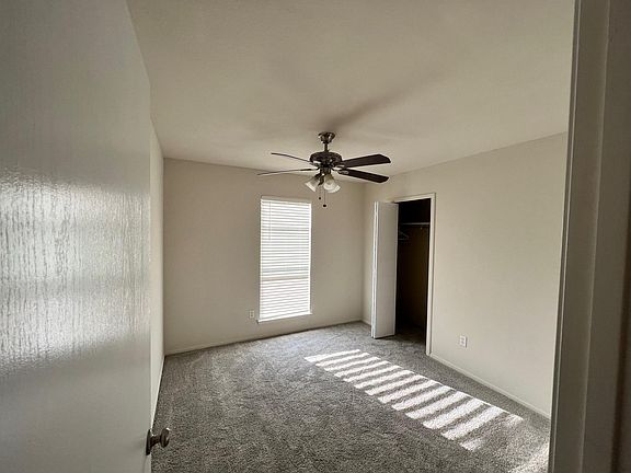5th image of 1505 Larchmont Dr