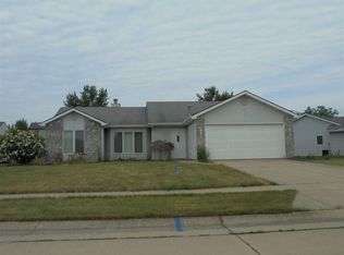 727 Pellston Dr, Fort Wayne, IN