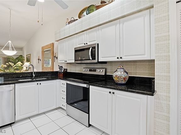 4th image of 14270 Hickory Links Ct APT 2123