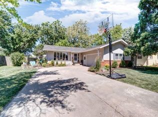 511 S Wilson St, Hillsboro, KS 67063
