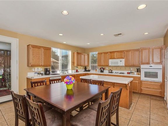 2nd image of 35459 Ambrosia Dr