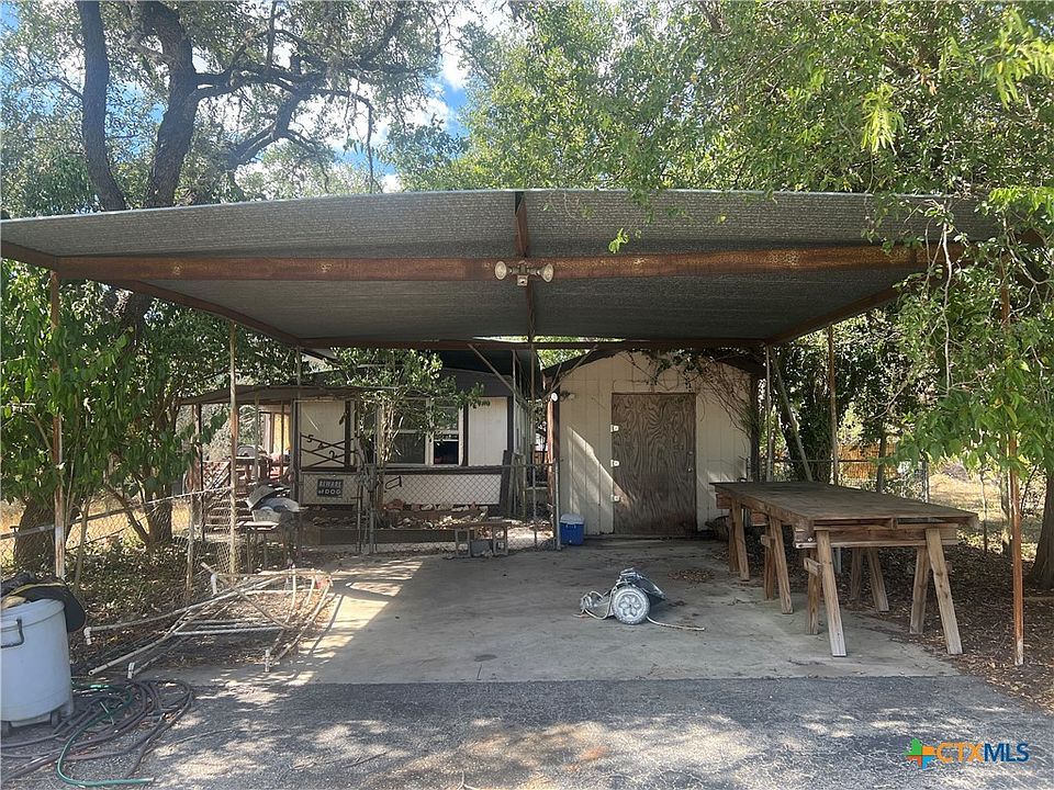 1st image of 542/558 Flintstone Dr