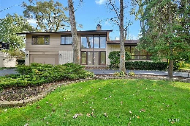 1st image of 295 Meadowbrook Dr