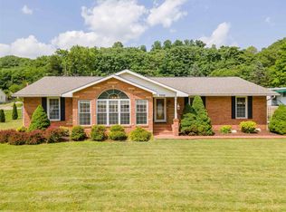 6828 Roanoke Rd, Shawsville, VA 24162
