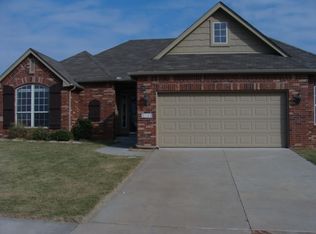 5133 Skylane Dr, Sand Springs, OK 74063