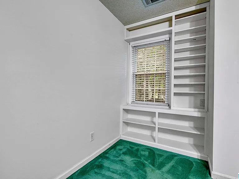 5501 Heath Row Dr — Photo 26