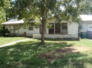 3307 Oaklawn St, Victoria, TX 77901