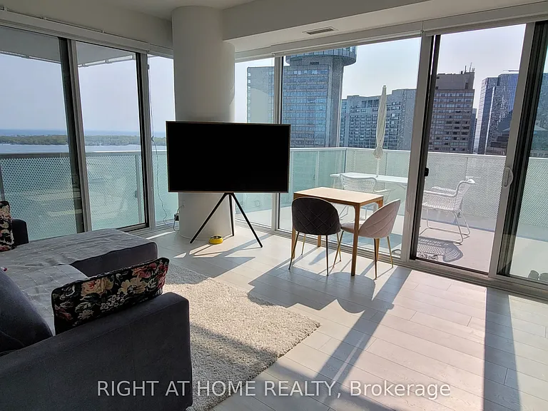 15 Queens Quay E #2404 — Photo 8