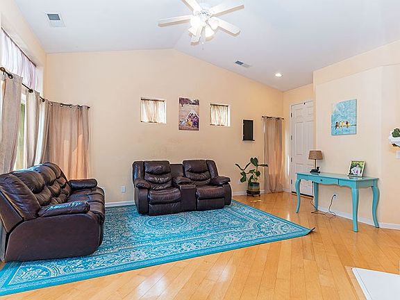 3rd image of 4108 Austrina Dr