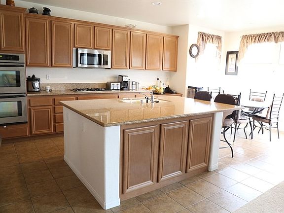5th image of 4998 Dove Valley Ct