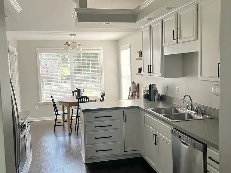 1726 Shetland Ln — Photo 12