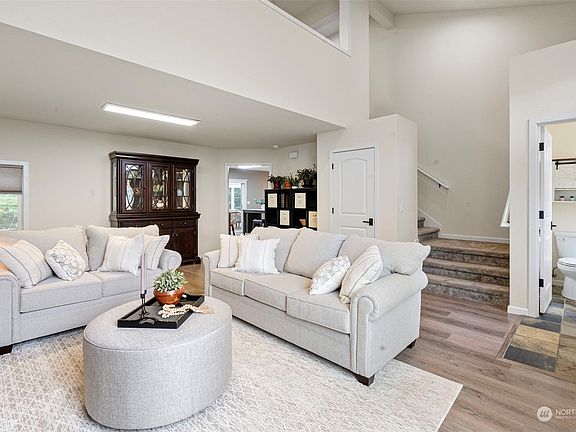 4th image of 3024 N Narrows Drive