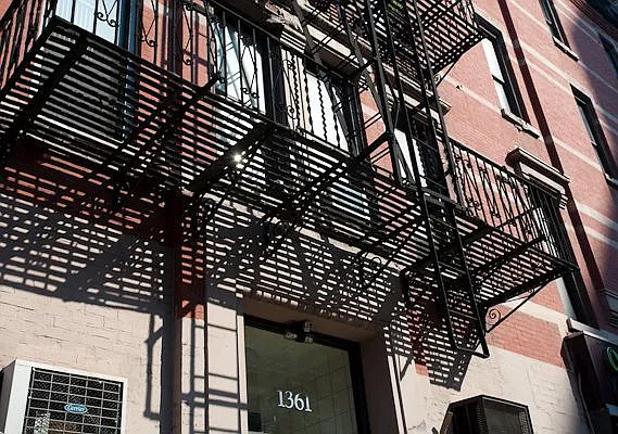 Rented by LC Lemle Real Estate Group | media 18