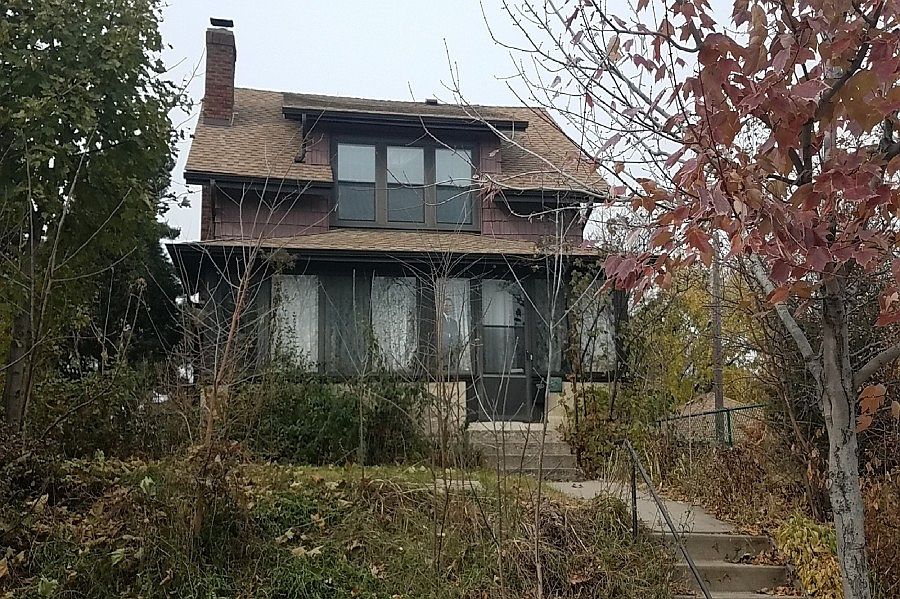 1st image of 4225 Bryant Ave N