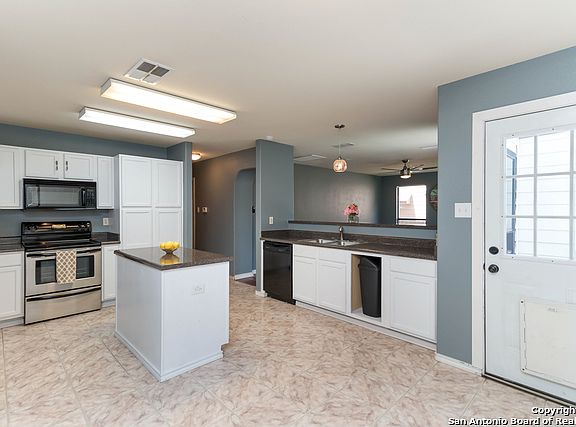 5th image of 15007 Kamary Ln
