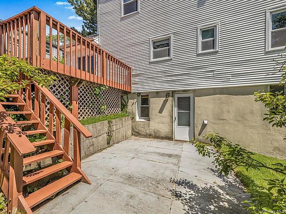 4th image of 120 Anderson Ave