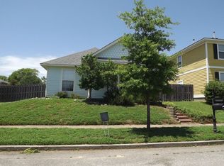 625 Greenlaw Pl, Memphis, TN 38107