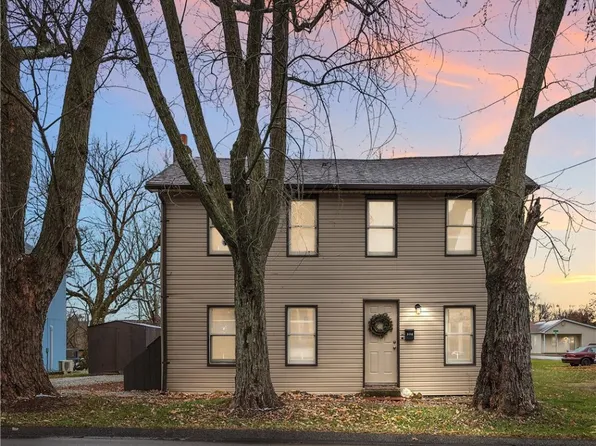 306 E Pittsburgh St, Delmont, PA 15626