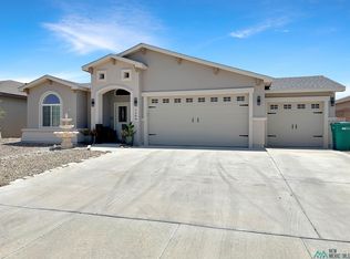 5209 W Dark Horse Rd, Hobbs, NM 88240