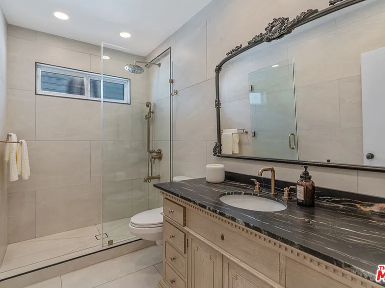 3479 Wonder View Dr — Photo 45