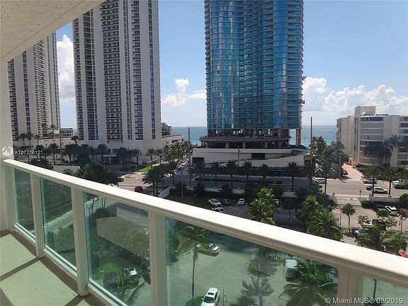 5th image of 100 Bayview Dr APT 815