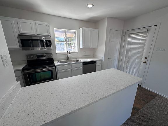 4th image of 5355 Richard Ave