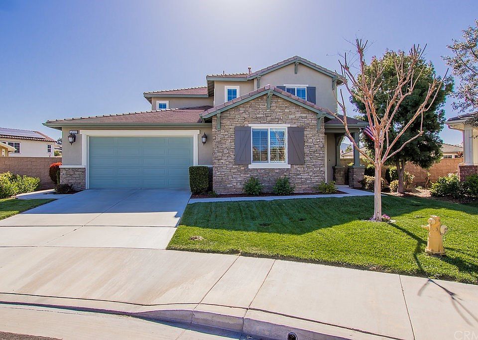 1st image of 32019 Lodge House Ct
