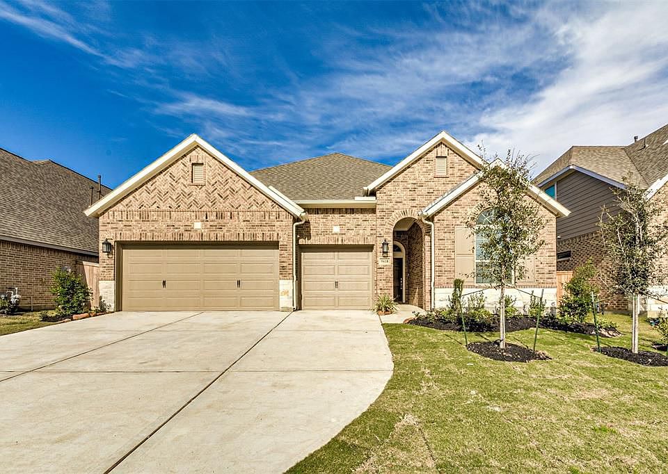 1st image of 9418 Stablewood Lakes Ln