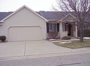 320 Cherrywood Ln, Mount Pleasant, MI 48858