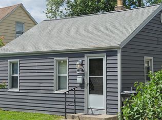21117 Woodward St, Clinton Township, MI 48035