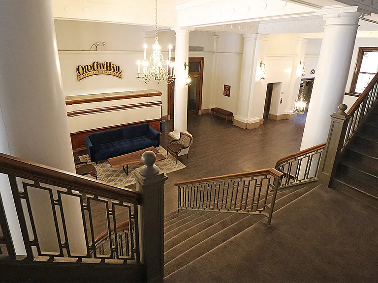 Old City Hall — Photo 11