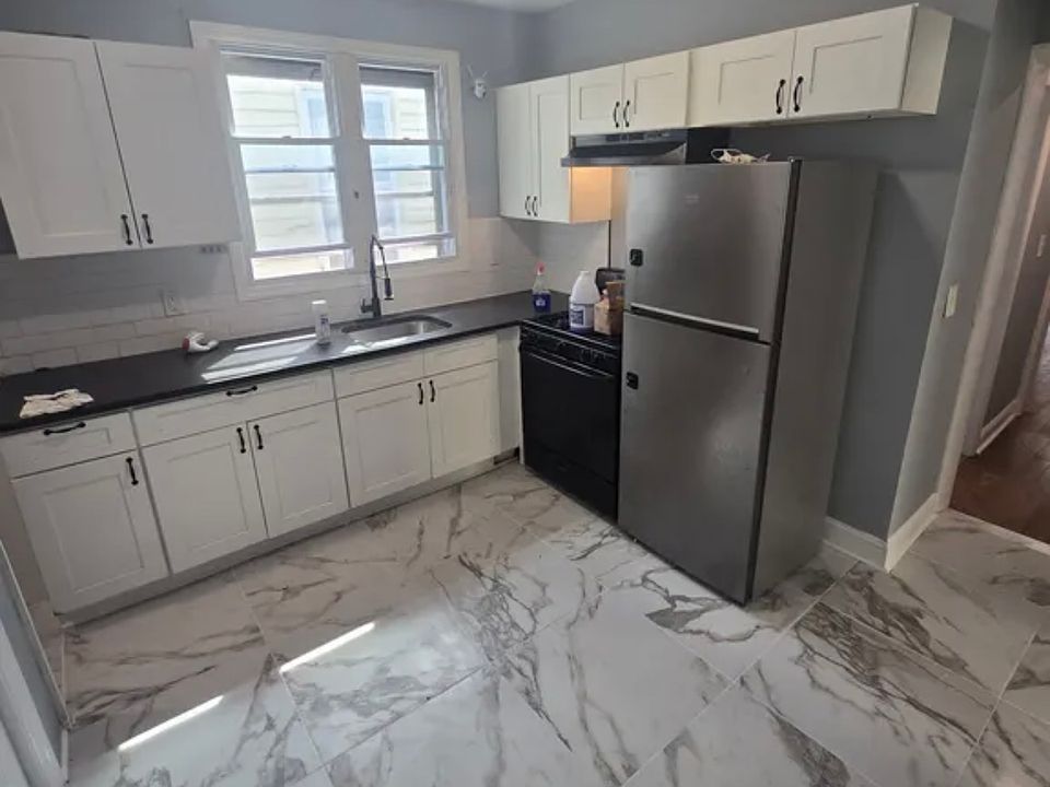 1st image of 18 N 19th St #2A
