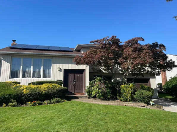 719 Jay Way, Baldwin, NY 11510