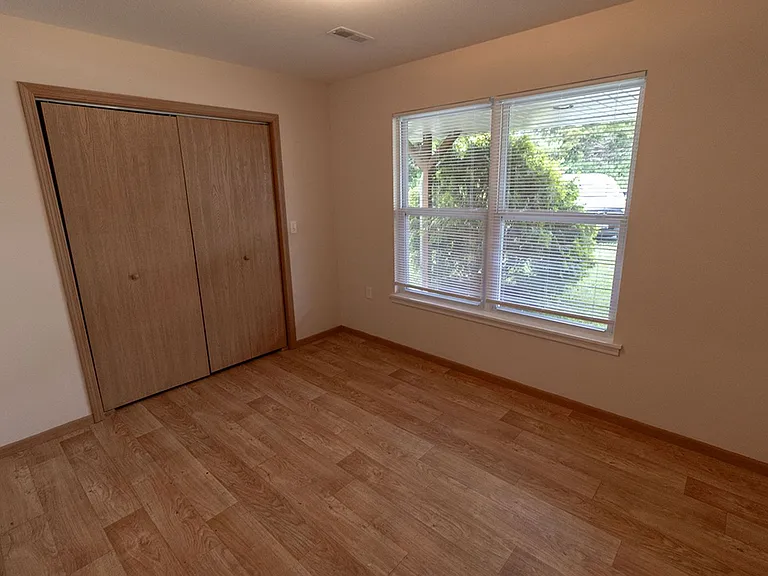 1540 Florence Dr — Photo 7