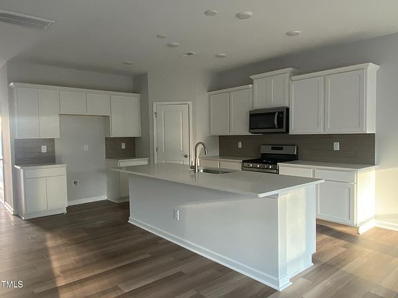 5th image of 5002 Cambrey Dr Homesite 2