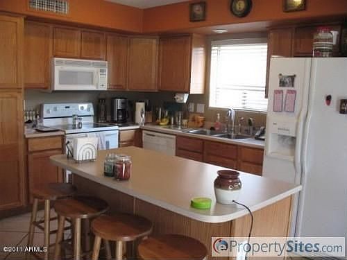5th image of 4681 E Torrey Pines Ln