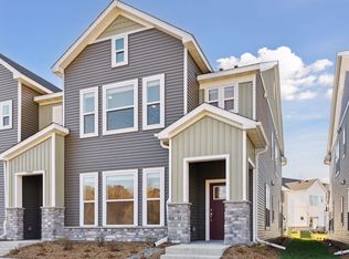 14444 Twin Lakes Cir, Burnsville, MN 55306