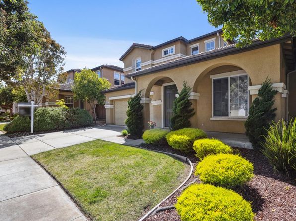 4276 Bay Crest Cir, Seaside, CA 93955