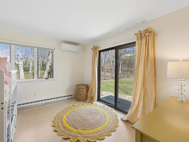 6 Laurel Dr — Photo 25