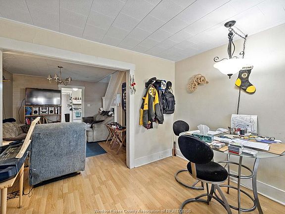 3rd image of 1068 Saint Luke Rd