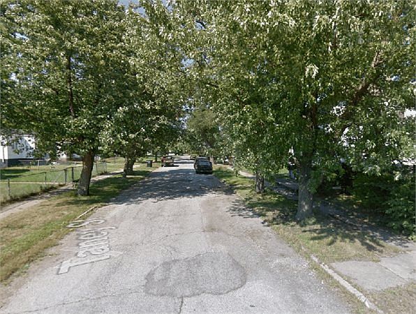 2nd image of 1033 Taney St