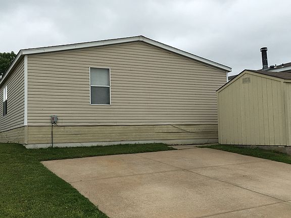 3rd image of 11204 Scarlet Oak Ln
