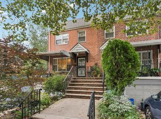 6911 Springfield Blvd, Oakland Gardens, NY 11364