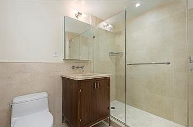 2nd image of 200 E 66th St APT E0302