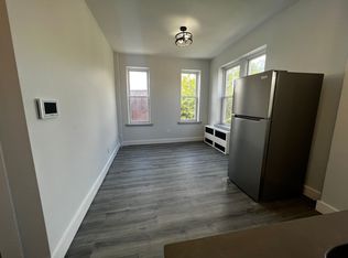 378 50th St #3R, Brooklyn, NY 11220