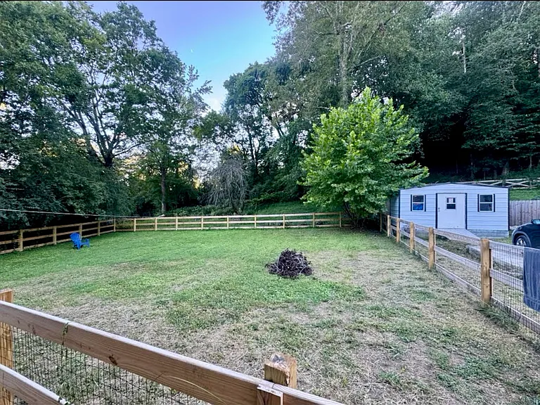314 Glendale Dr — Photo 5