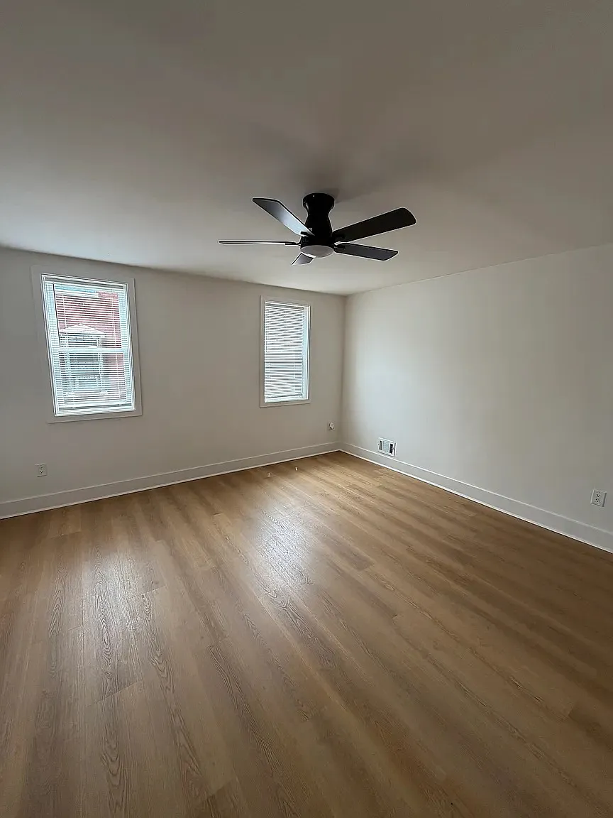 4 bed, 2000 sqft, $2,500 — Photo 4