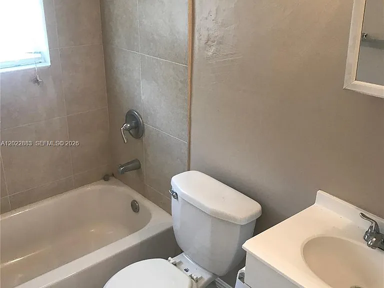 13315 Alexandria Dr #3 — Photo 4
