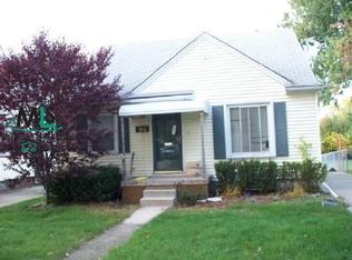 26 Ellwood St, Mount Clemens, MI 48043